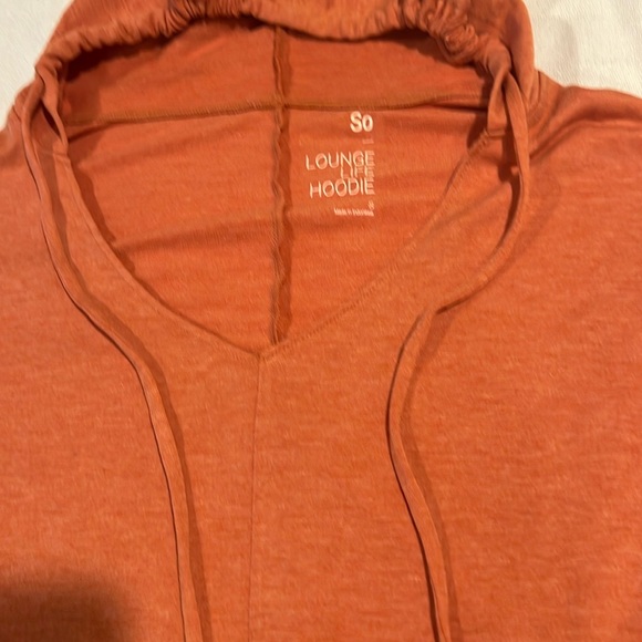 NWT so/ Kohls Orange hooded top - Picture 3 of 4